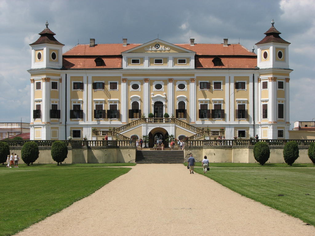 Kyjovsky Pivovar - Hotel, Restaurace, Pivni Lazne ภายนอก รูปภาพ