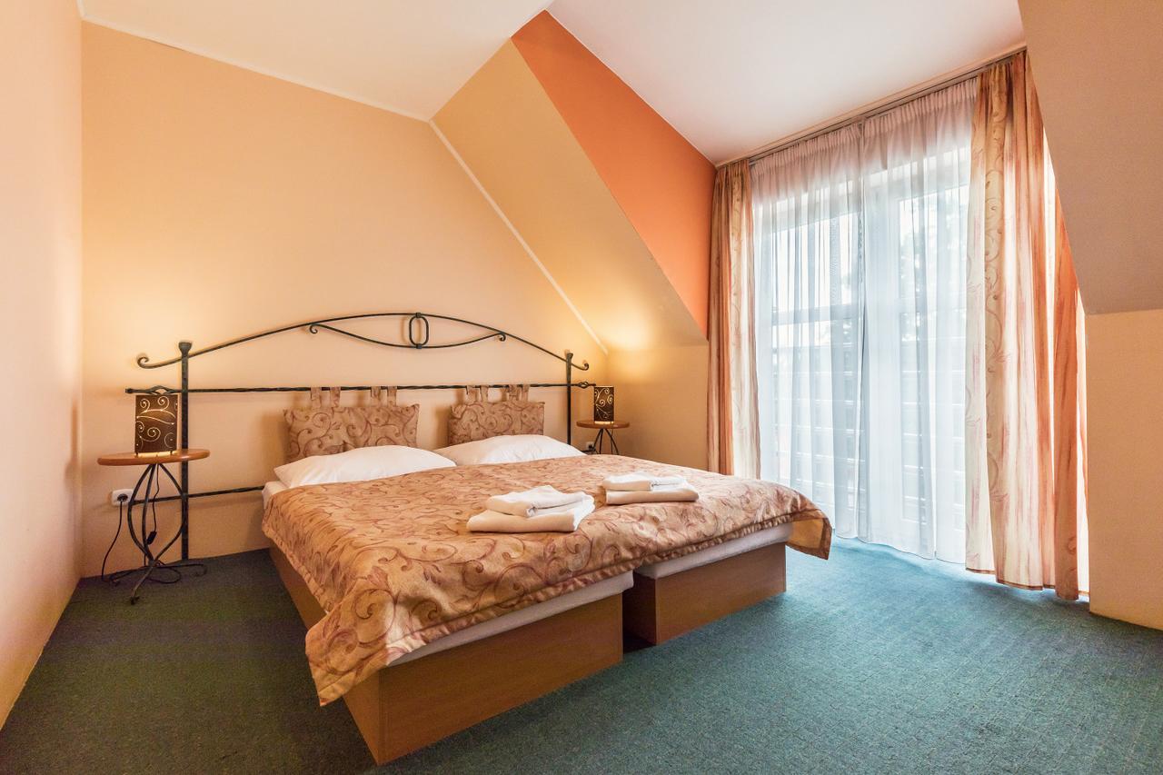 Kyjovsky Pivovar - Hotel, Restaurace, Pivni Lazne ภายนอก รูปภาพ