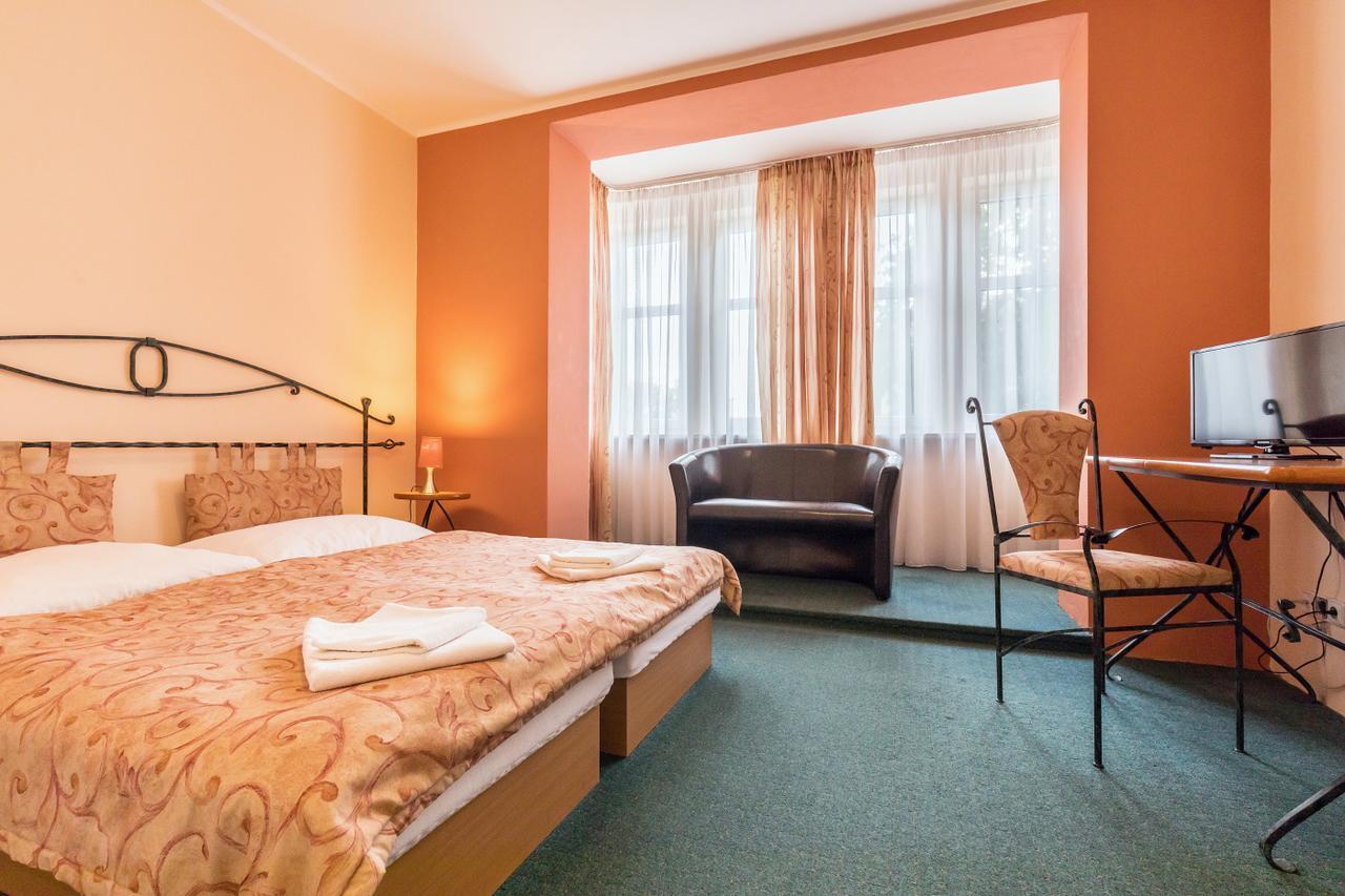 Kyjovsky Pivovar - Hotel, Restaurace, Pivni Lazne ภายนอก รูปภาพ